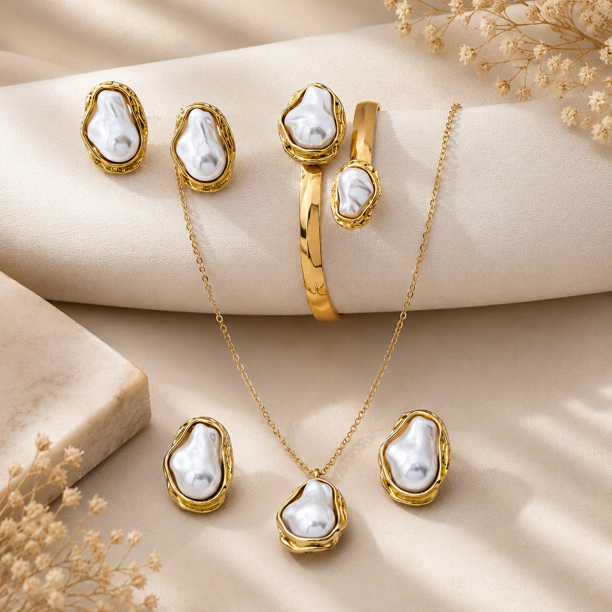 Gold-Plated Pearl Jewelry Set for Women | Sultan Jewelers