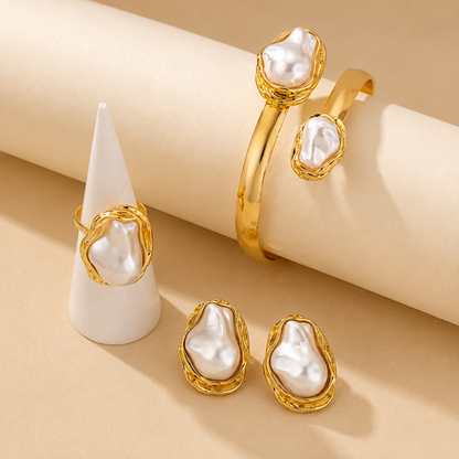 Gold-Plated Pearl Jewelry Set