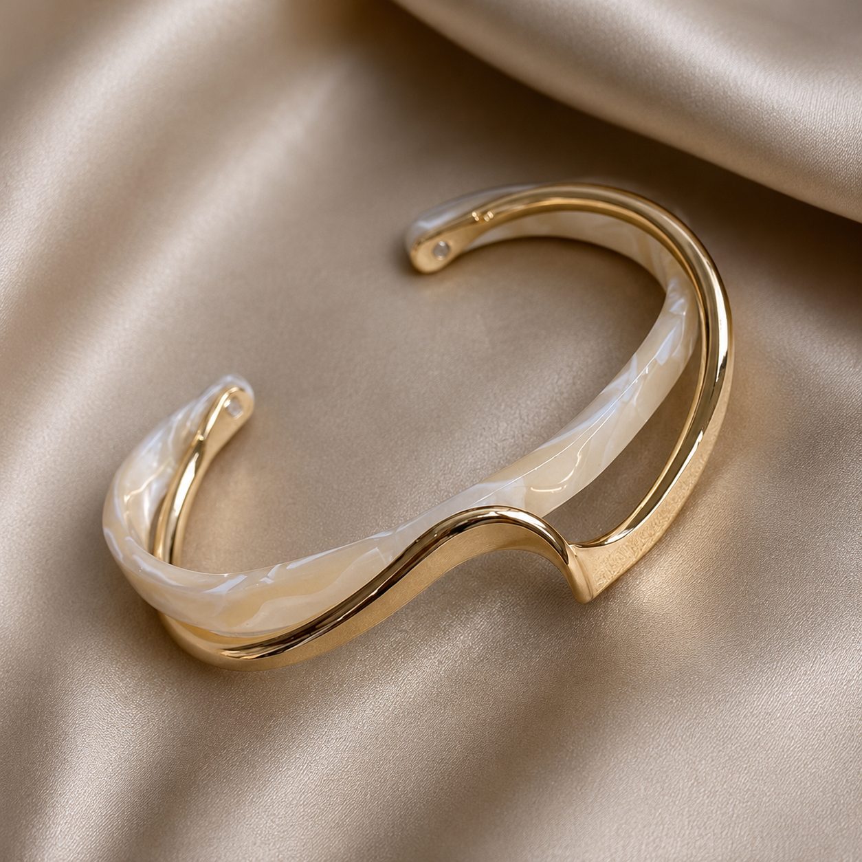 Close-up of Luna White Shell Gold-Plated Bracelet  | Sultan Jewelers